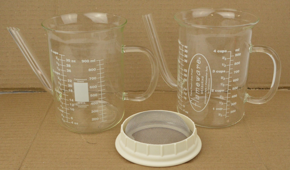 Catamount Flameware Glass Measuring Pitchers 4 Cup Set of 2 w/ Strainer